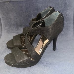 Touch of Nina size 9 glitter heels